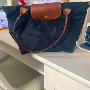 Small black longchamp bag